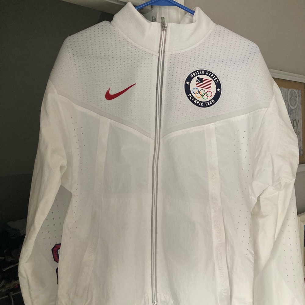 **USA OFFICIAL Olympics Medal Stand Nike DRI Jacket